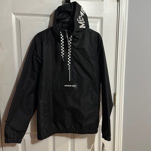 MEMBERS ONLY half zip wind breaker